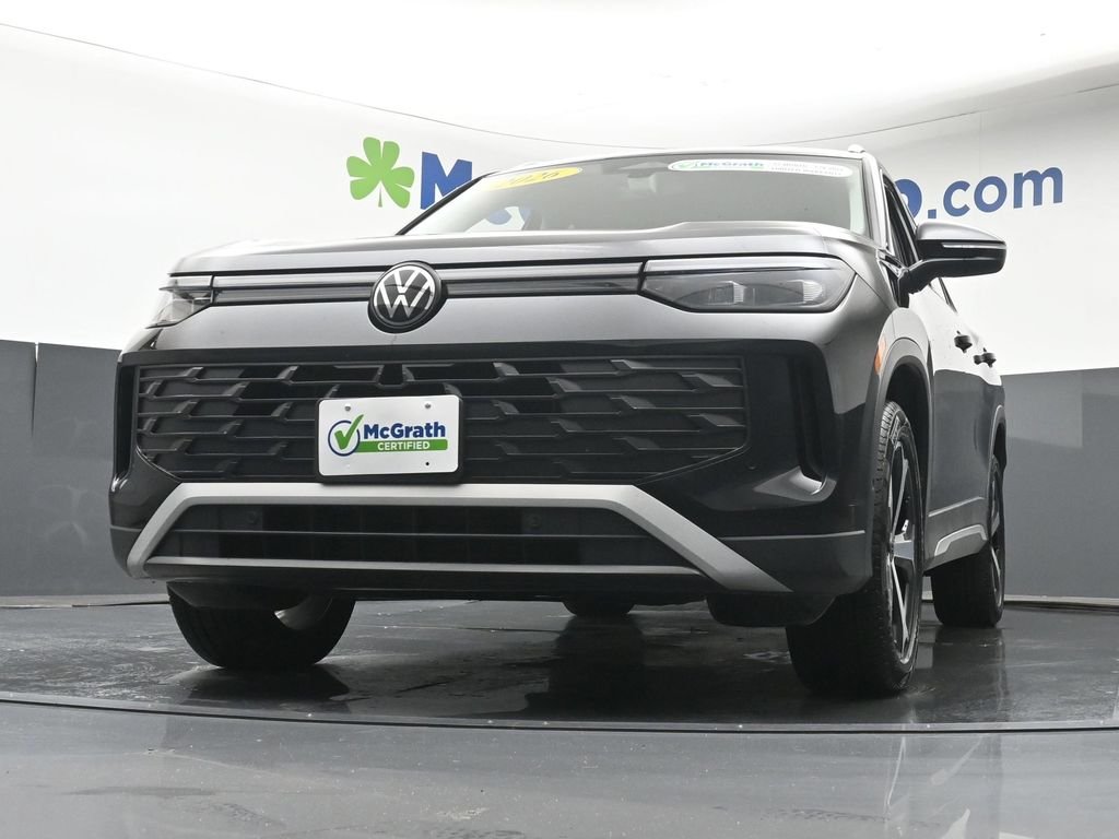 Used 2026 Black Volkswagen 2.0T SE image 7