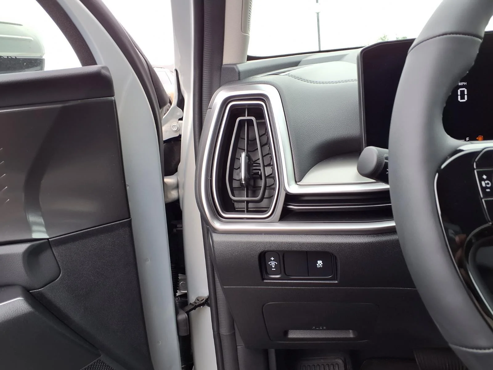 New 2026 Ivory Silver Kia S image 10
