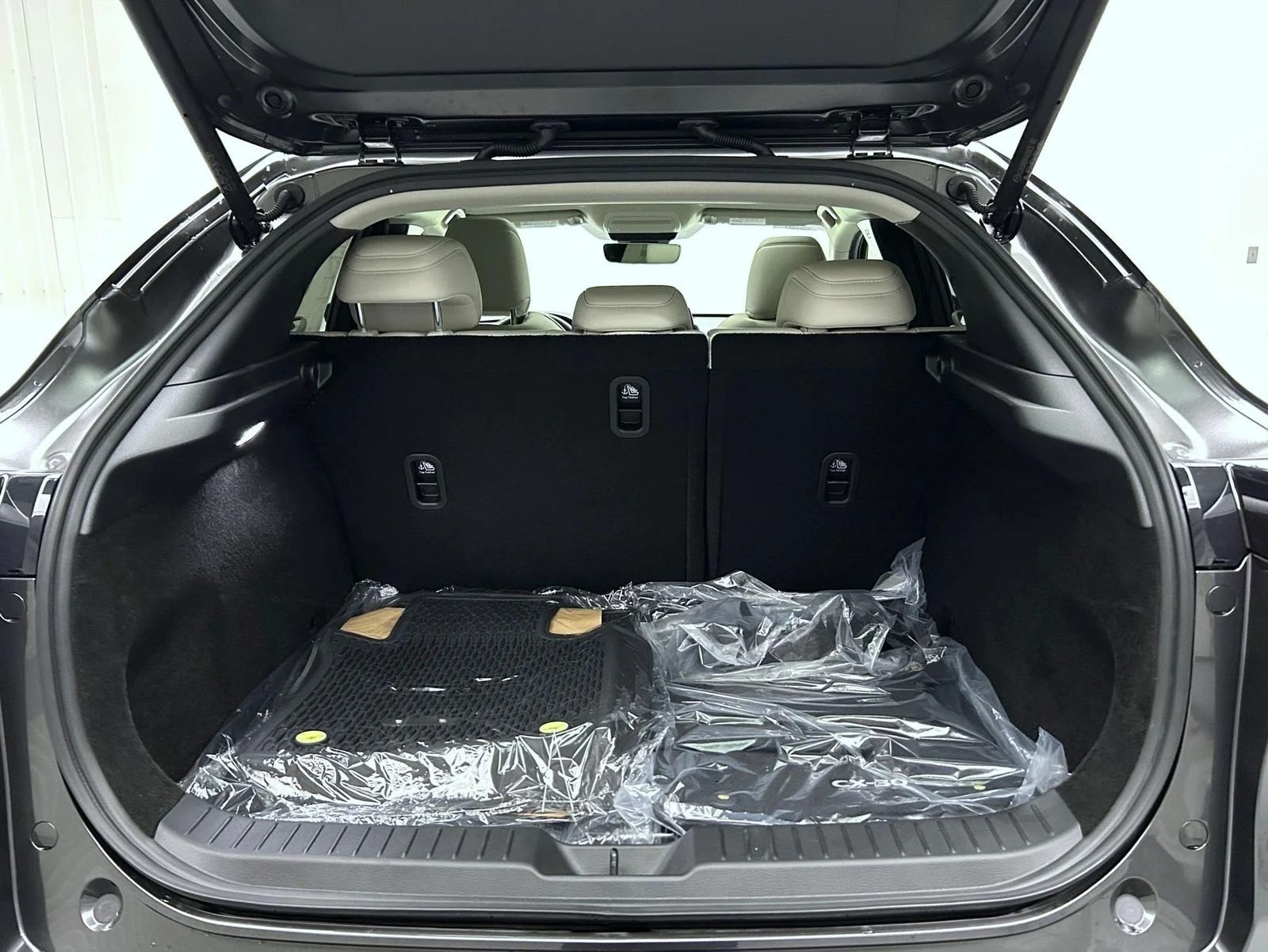 New 2026 Machine Gray Metallic Mazda 2.5 S Premium AWD image 22
