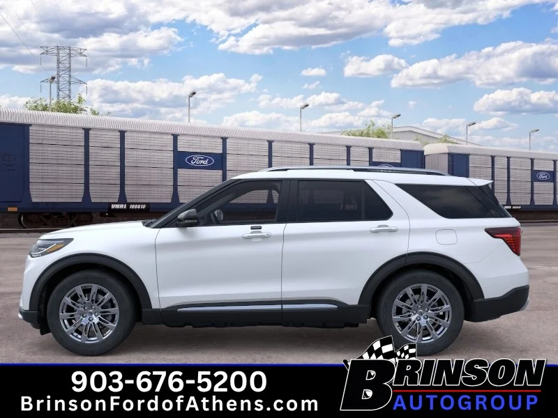 New 2026 Star White Metallic Tri-Coat Ford Platinum™ image 3