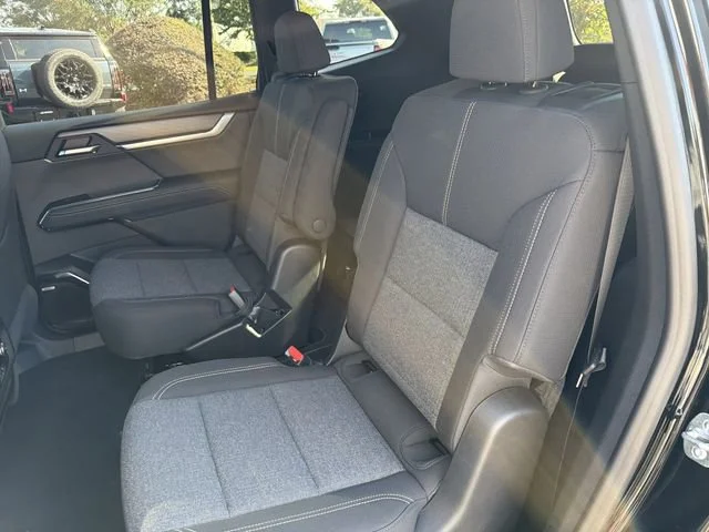 New 2026 Ebony Twilight Metallic GMC Elevation image 18