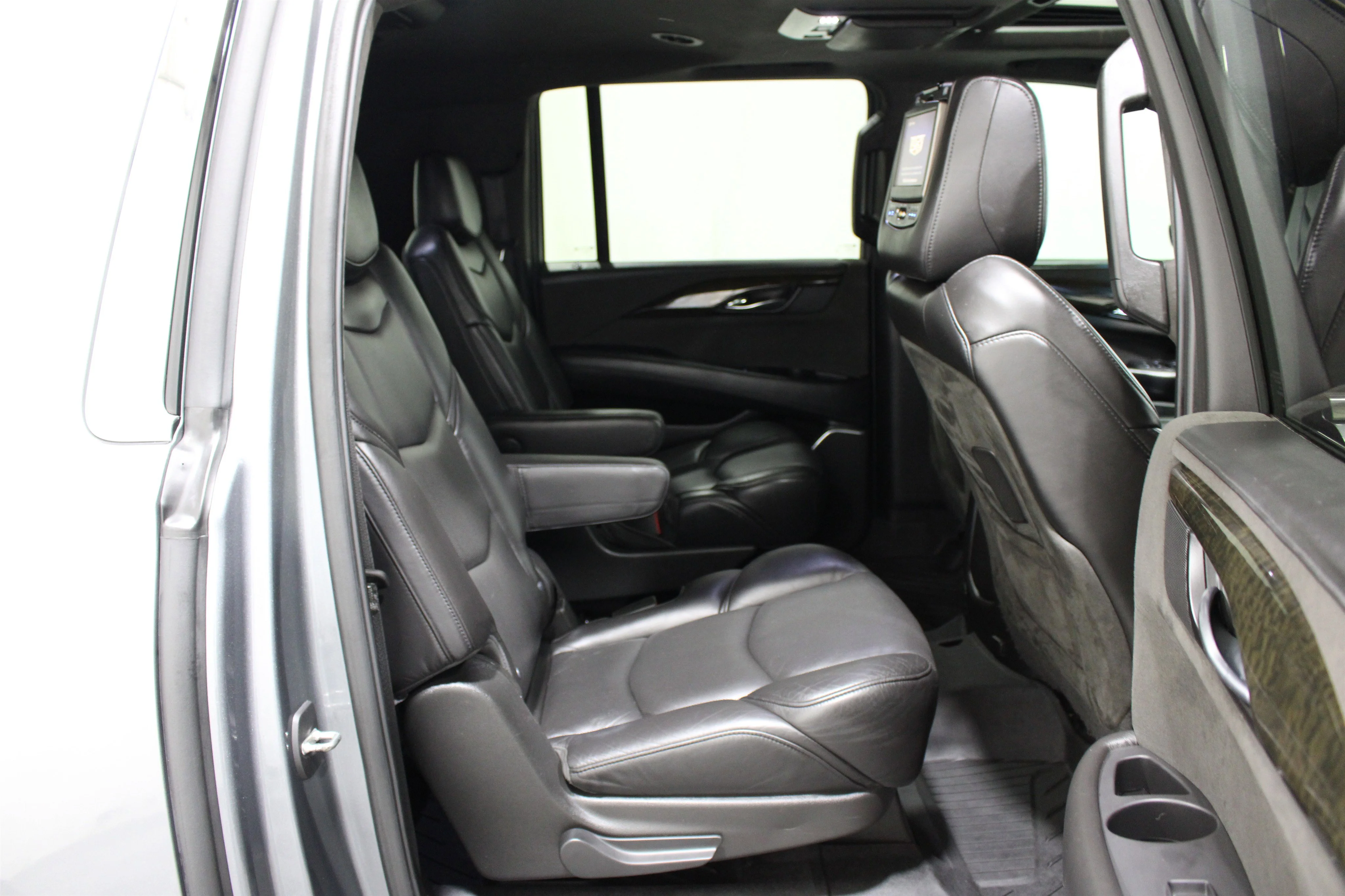 2019 Cadillac Escalade ESV Platinum - Photo 25