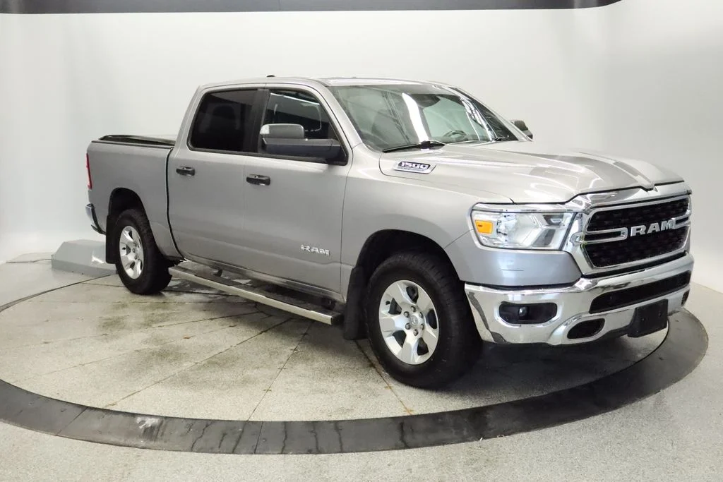 Certified Used 2024 Silver Ram Big Horn/Lone Star image 10