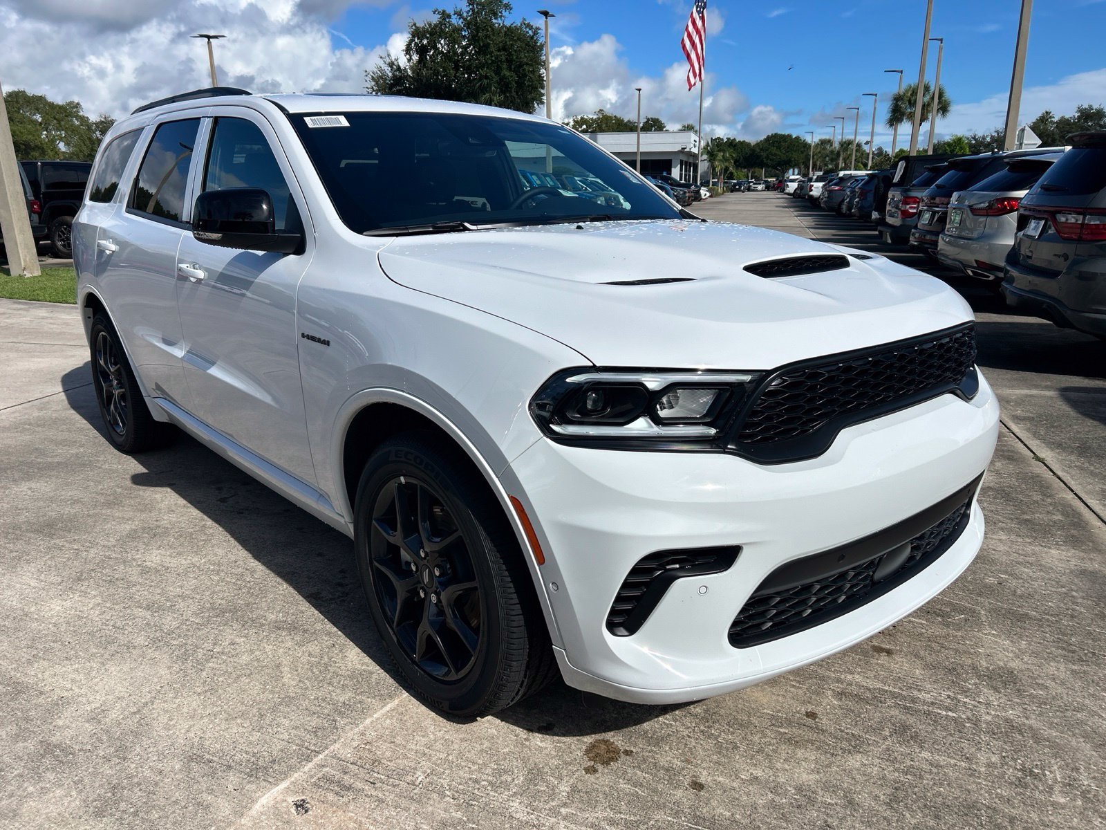 New 2027 White Knuckle Clear-Coat Exterior Paint Dodge GT HEMI image 22