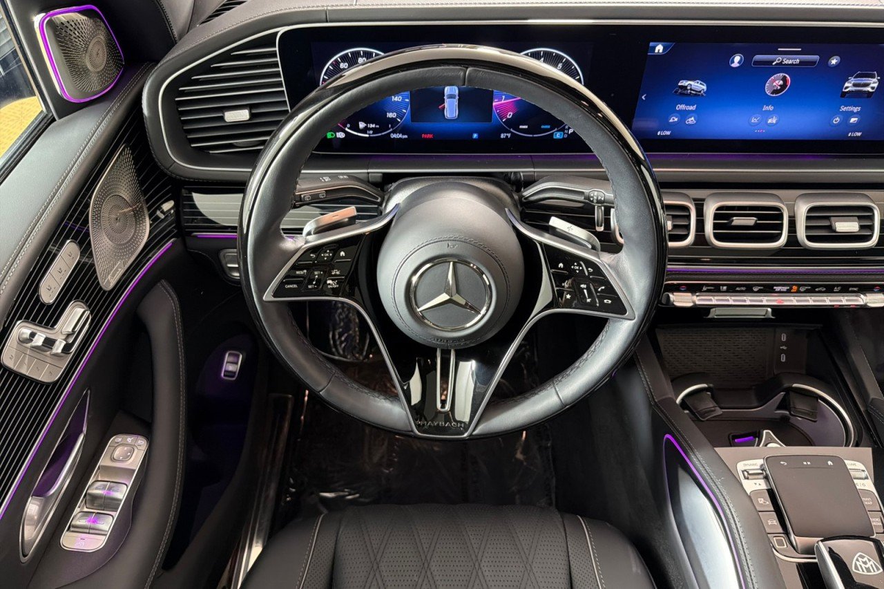 Certified Used 2025 MANUFAKTUR Alpine Grey Mercedes-Benz Maybach GLS 600 image 13