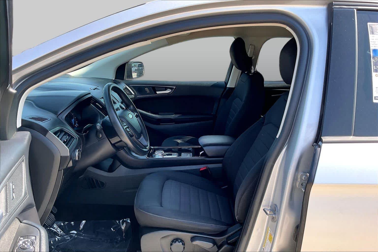 Used 2019 Ingot Silver Metallic Ford SE image 8