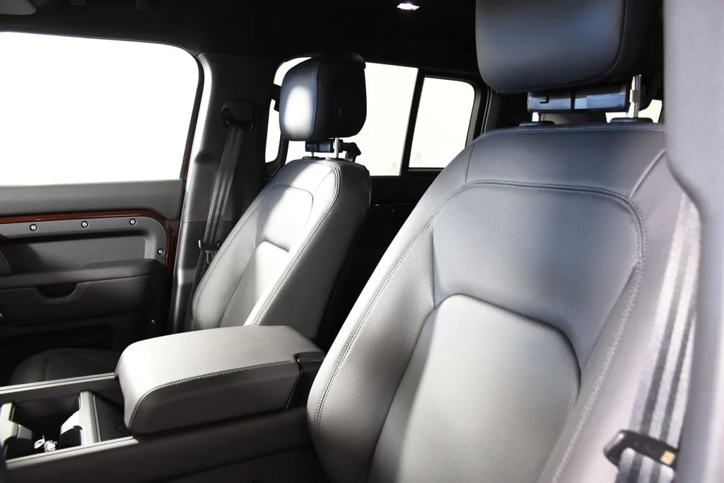 2026 Land Rover Defender S - Photo 16