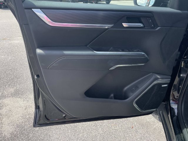 Used 2026 Black GMC Elevation image 18
