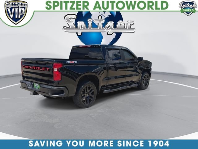 Used 2024 Black Chevrolet Custom image 9