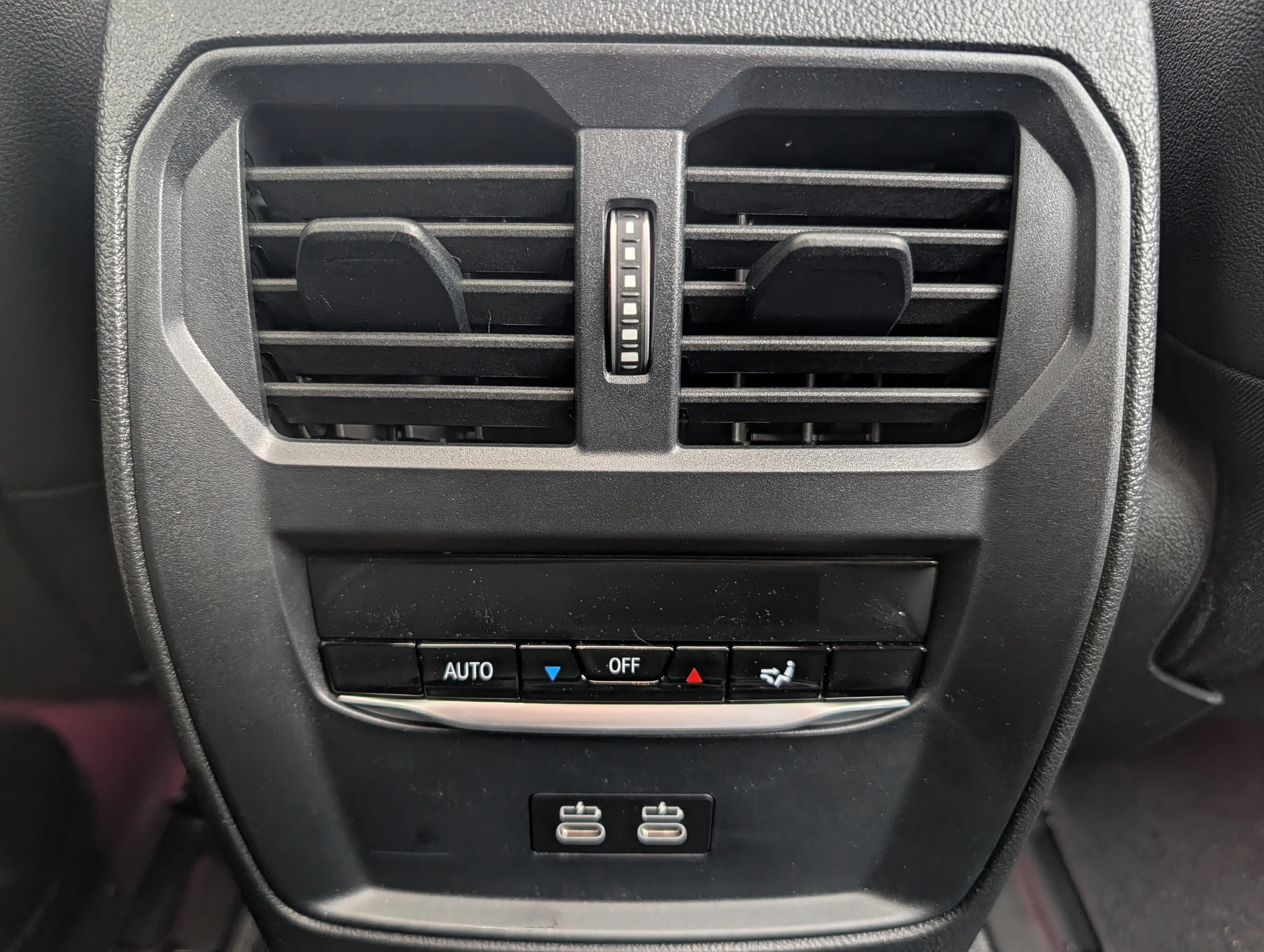 Used 2024 Black Sapphire Metallic BMW eDrive40 image 32