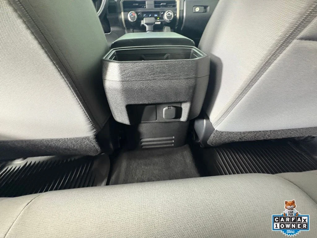 Used 2025  Toyota SR5 image 28