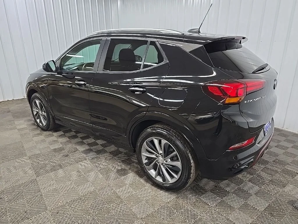 Used 2023 Black Buick Select image 9