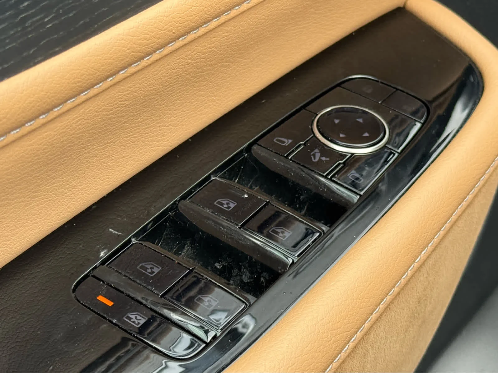 2025 INFINITI QX80 Sensory 4WD - Photo 20