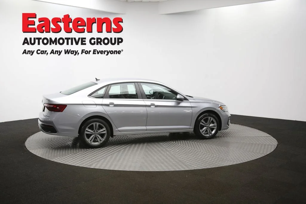 Used 2024 Silver Volkswagen 1.5T SE image 40
