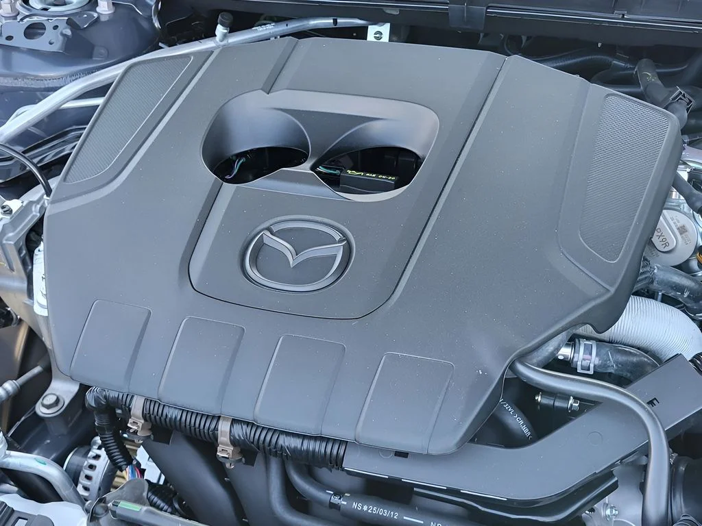 Used 2025 Polymetal Gray Metallic Mazda Premium Plus image 22