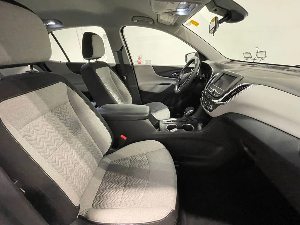 Used 2024 White Chevrolet LS image 25