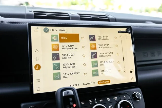 New 2026 Borasco Grey Land Rover X-Dynamic SE image 37