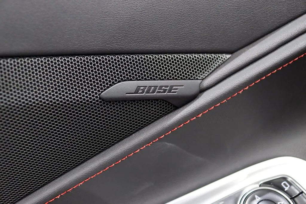 Used 2025 White Chevrolet E-Ray image 30