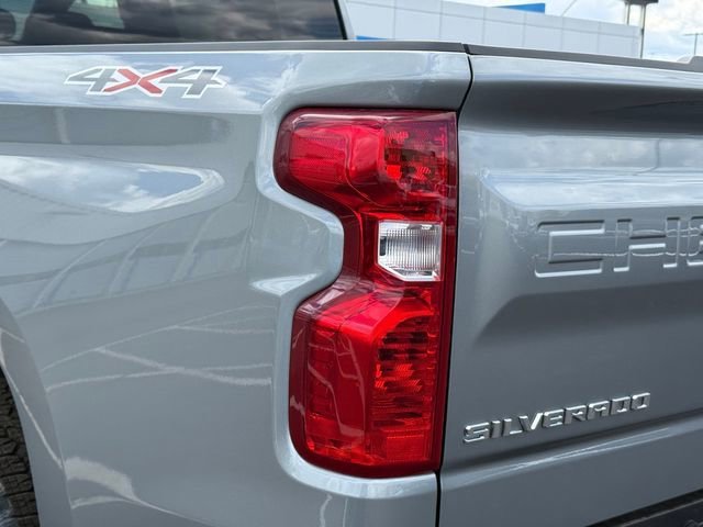 New 2026 Sterling Gray Metallic Chevrolet LT (2FL) image 6