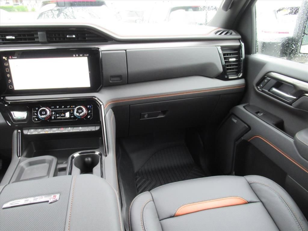 2026 GMC Sierra 2500HD AT4 - Photo 17