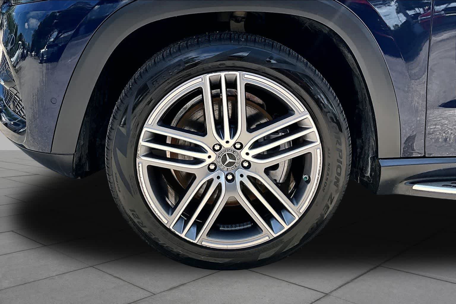 Used 2021 Lunar Blue Metallic Mercedes-Benz GLS 450 image 11