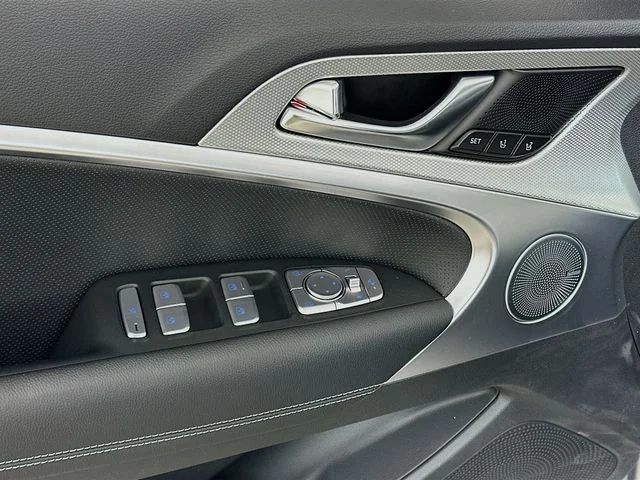 New 2026 Genesis G70 2.5T Prestige