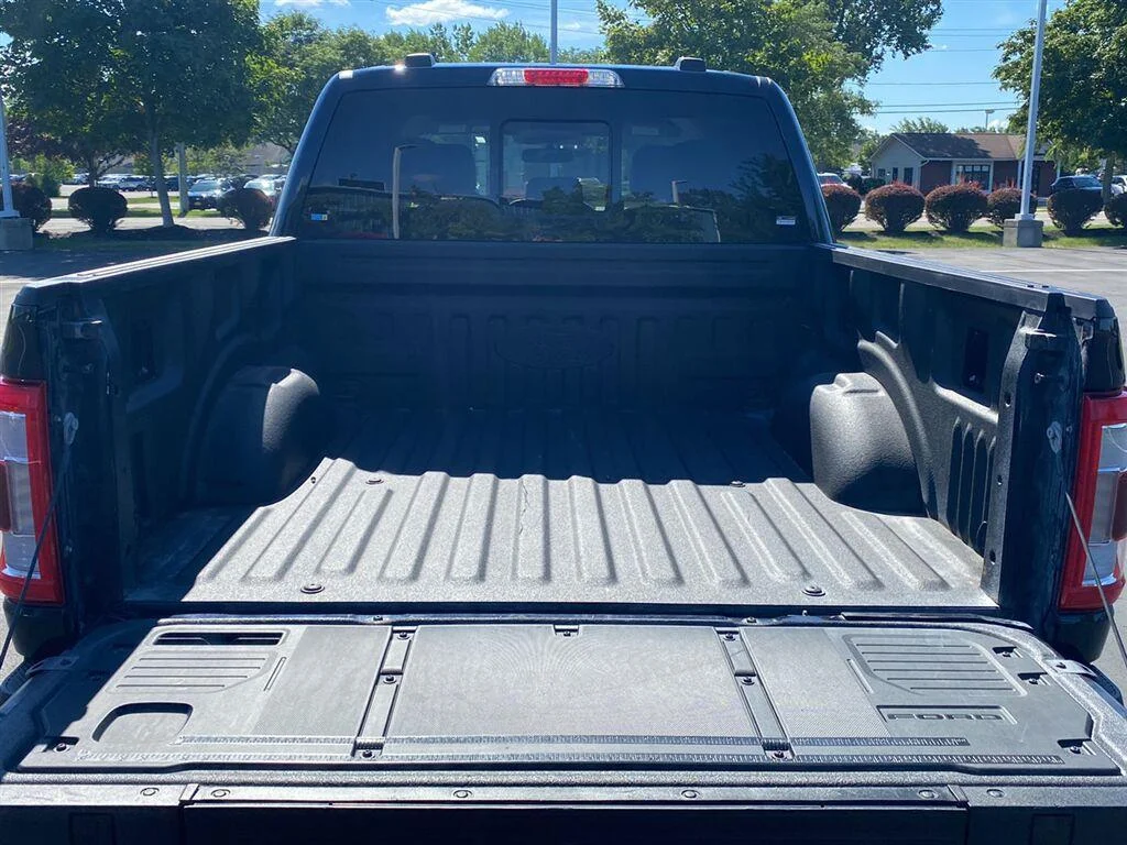 Used 2021 Blue Ford LARIAT image 13