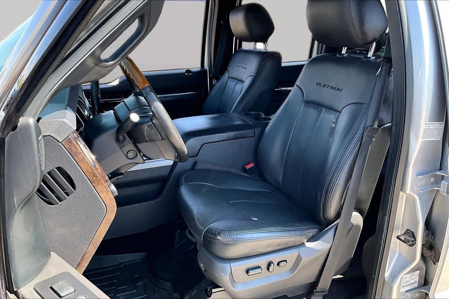 Used 2015 Ingot Silver Metallic Ford Platinum image 8