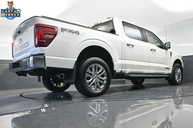 Used 2025 White Ford Lariat image 55