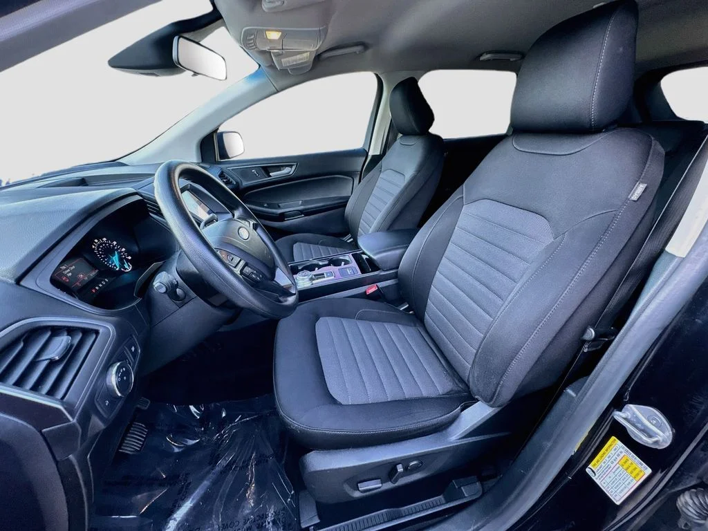 Certified Used 2020 Agate Black Ford SE image 17
