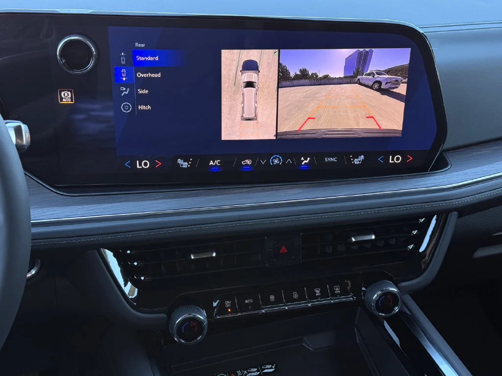 2027 Chevrolet Suburban LT - Photo 19