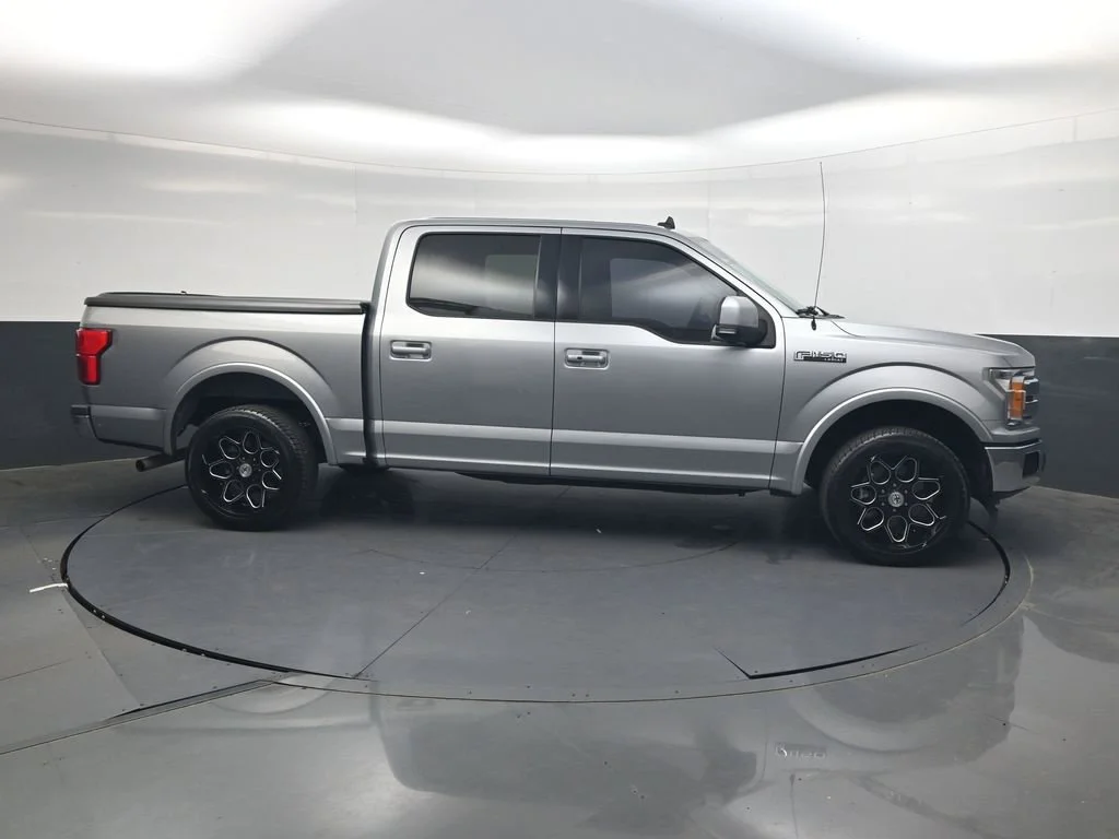 Used 2020 Silver Ford Lariat image 4