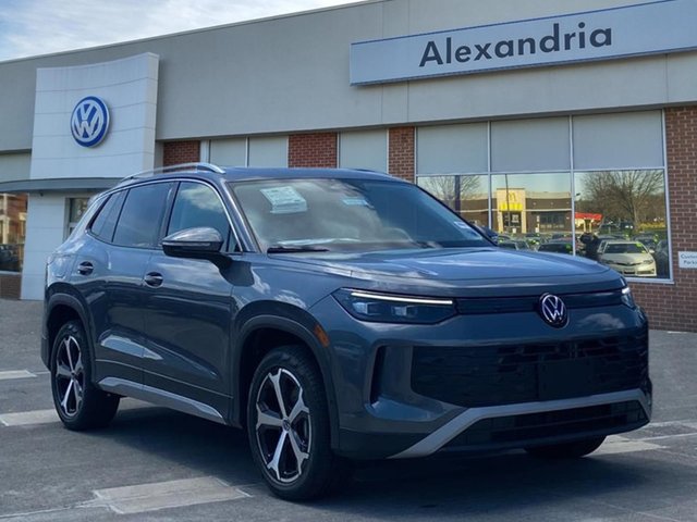 2026 Volkswagen Tiguan 2.0T SE