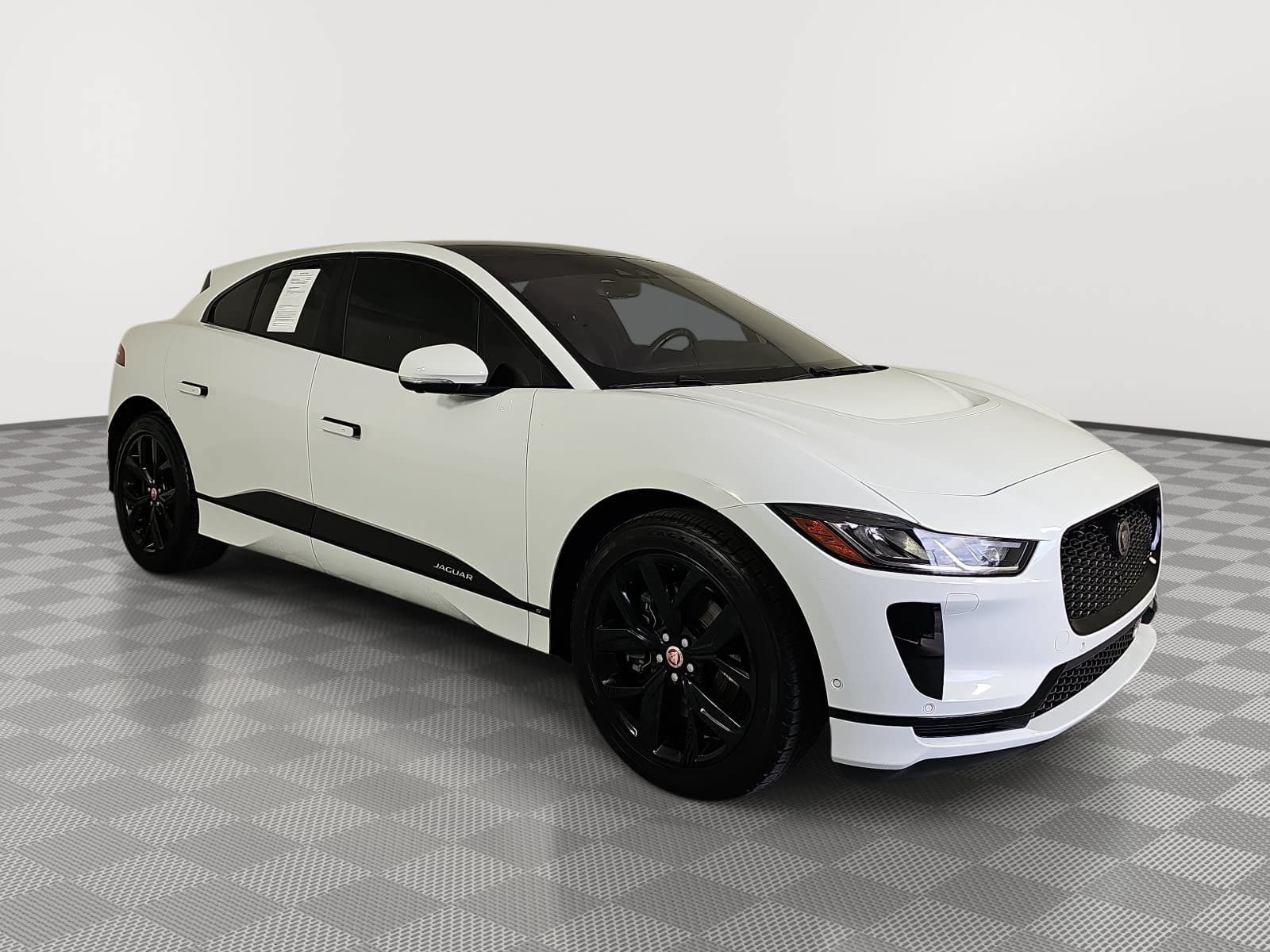 Used 2020 White Jaguar S image 2