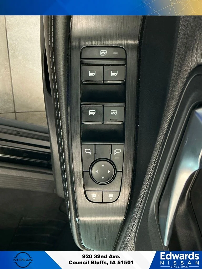 Used 2021 Black Nissan SV image 20