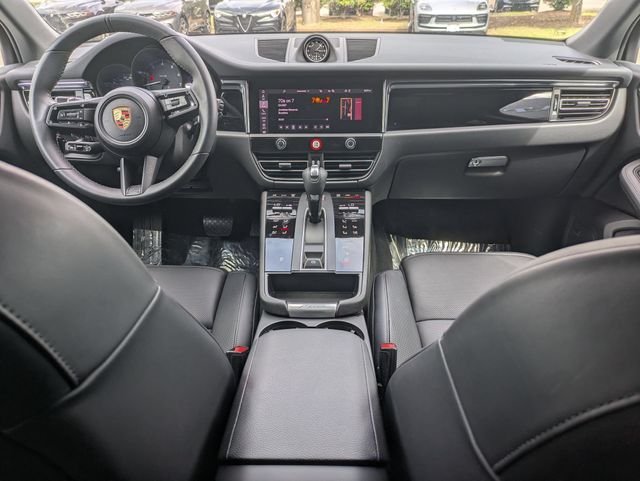 Used 2025 White Porsche Base image 26