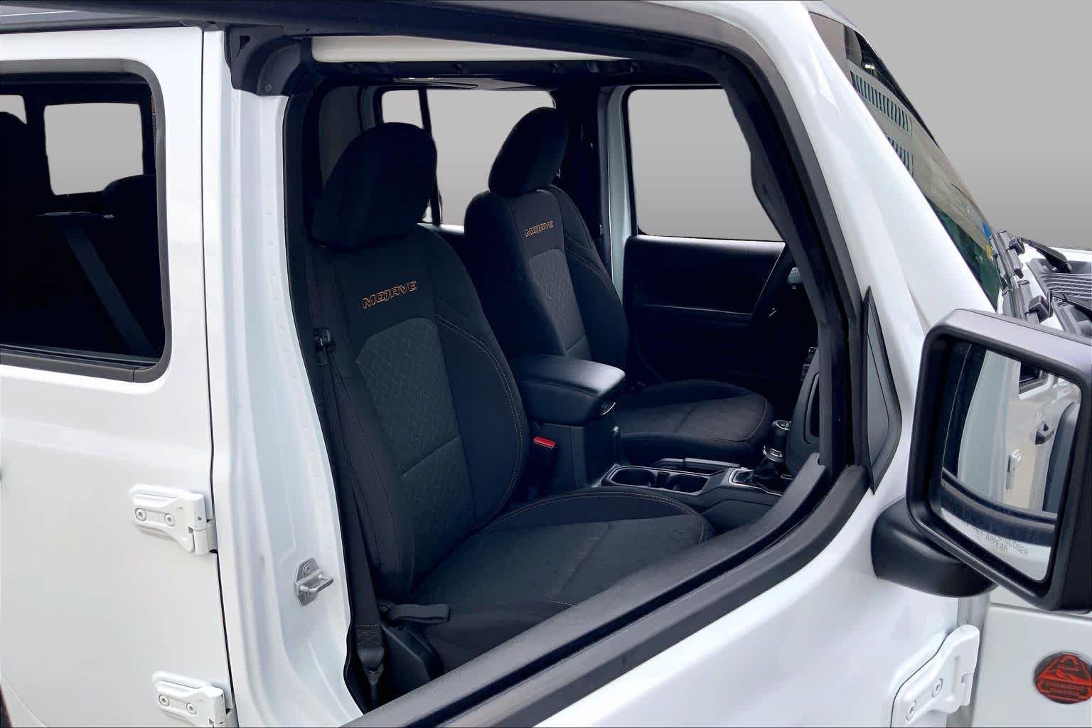 Used 2026 Bright White Clearcoat Jeep Mojave image 9