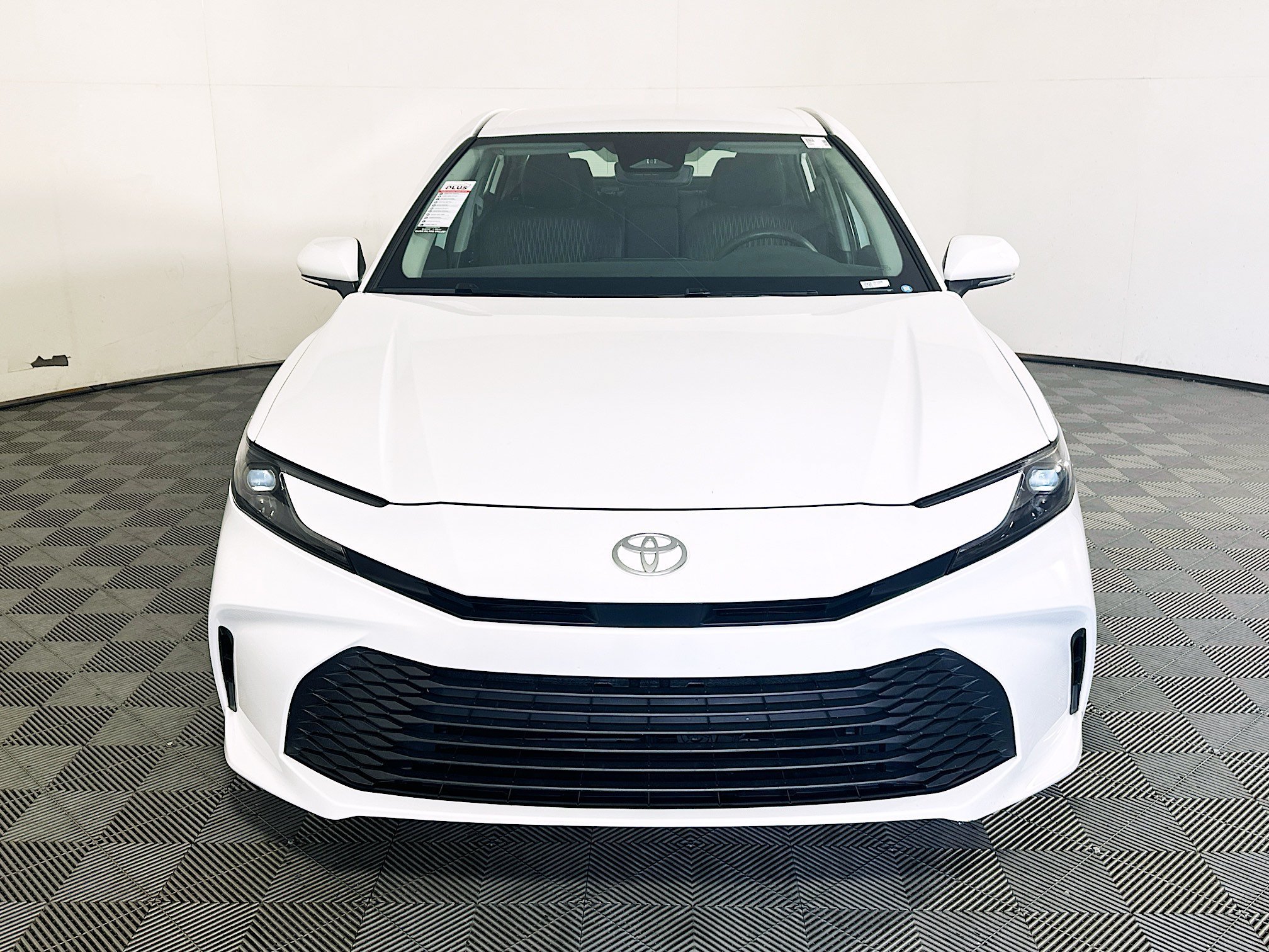 Certified Used 2025 Ice Toyota LE image 8