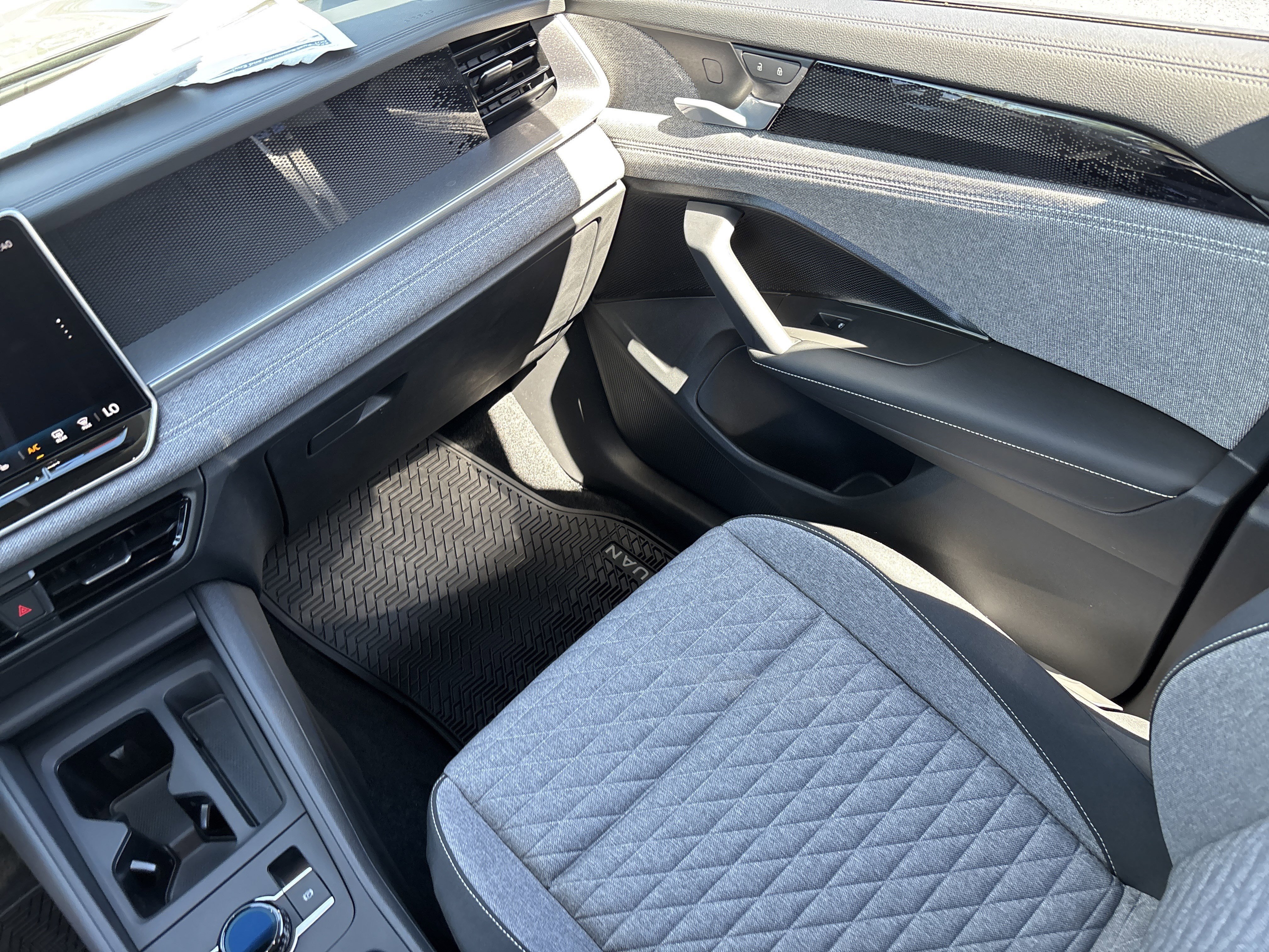 New 2026 Pyrite Silver Metallic Volkswagen S image 11