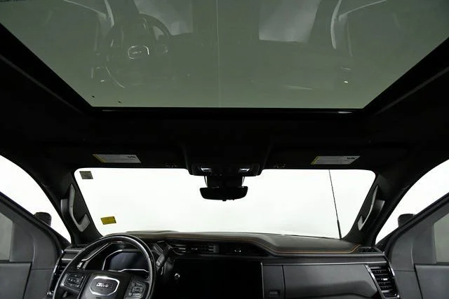 Used 2025 Summit White GMC AT4 image 26