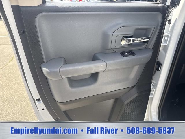 2024 RAM Ram 1500 Classic SLT - Photo 16