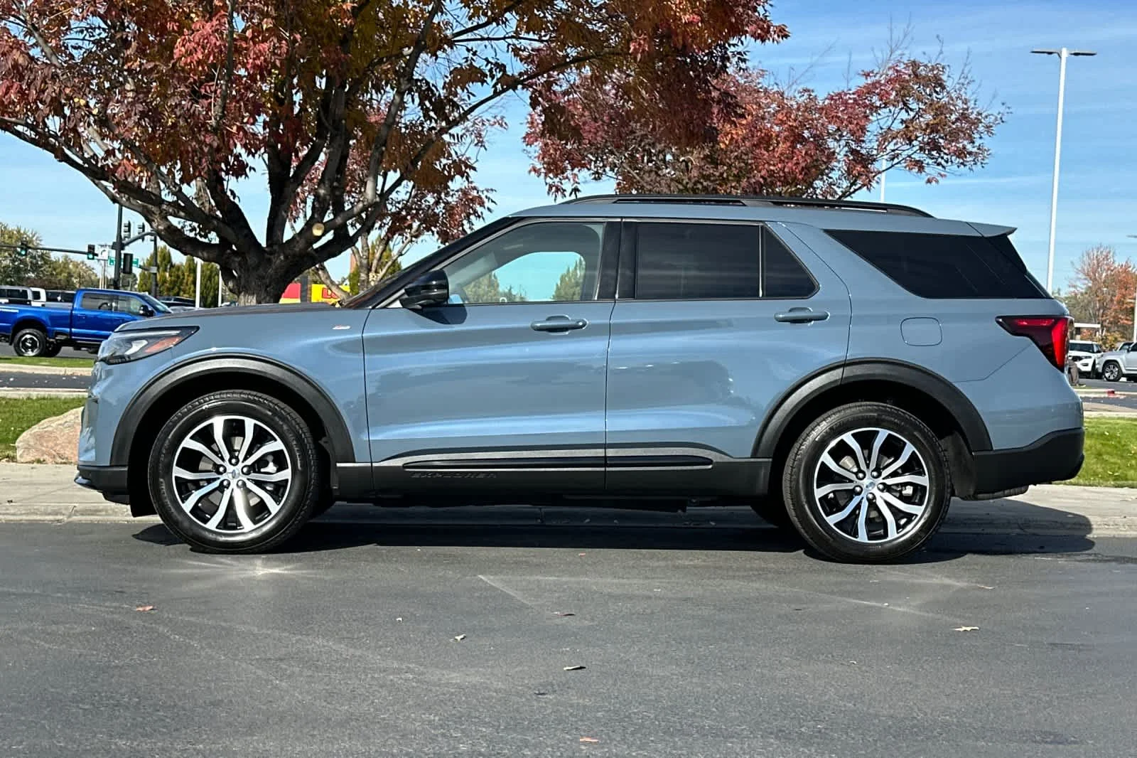 Certified Used 2025 Vapor Blue Metallic Ford ST-Line image 5