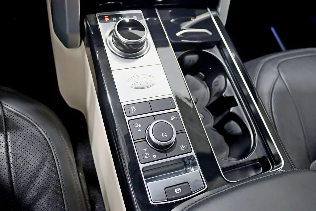 Used 2022  Land Rover Westminster image 21