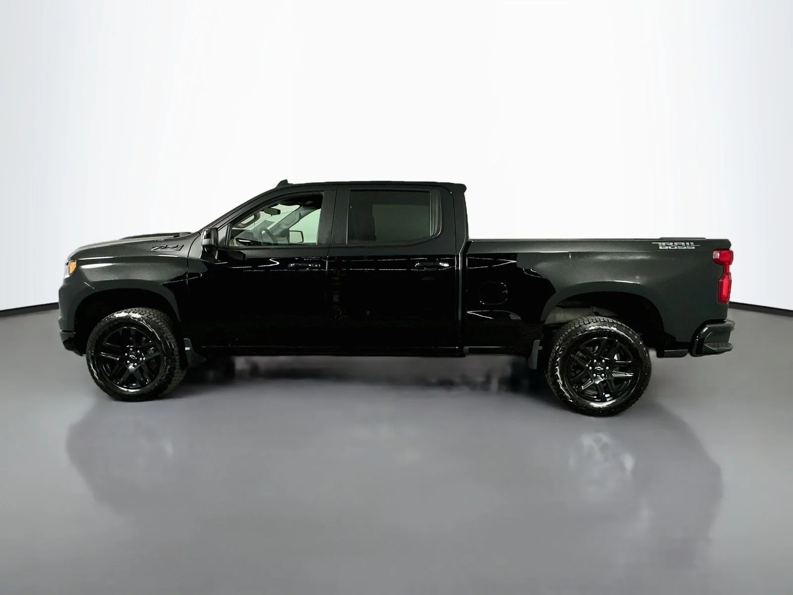 Used 2025 Black Chevrolet LT Trail Boss image 4