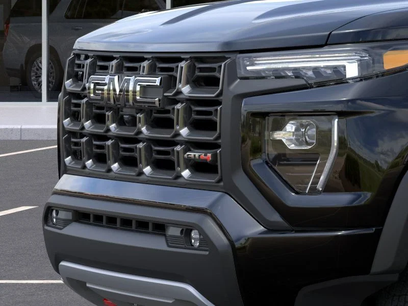 2026 GMC Canyon AT4 - Photo 13