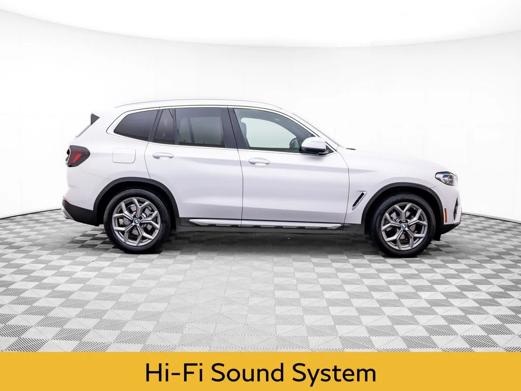 Used 2023 White BMW xDrive30i image 7