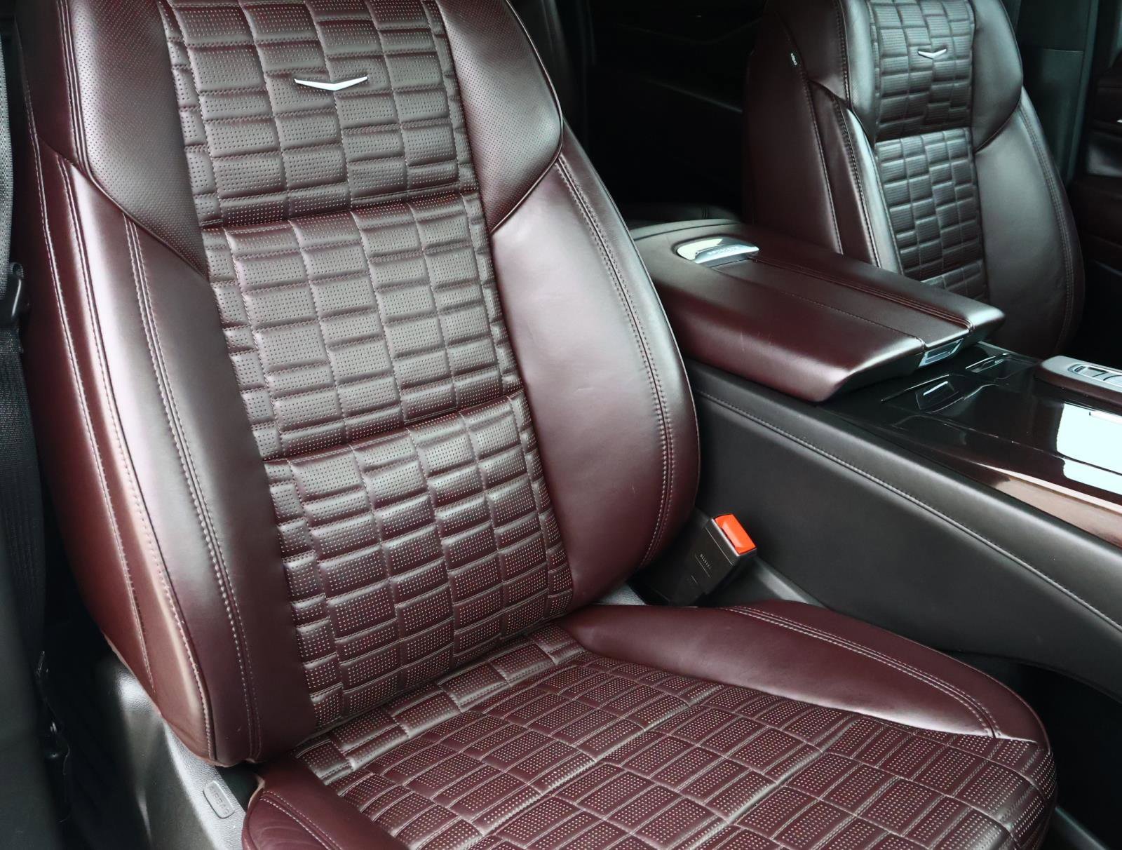 2021 Cadillac Escalade ESV Sport Platinum - Photo 24