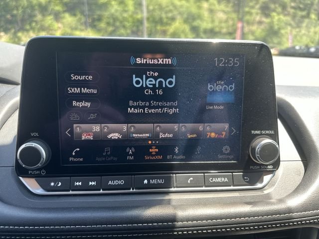 Used 2025 Black Nissan SV image 21