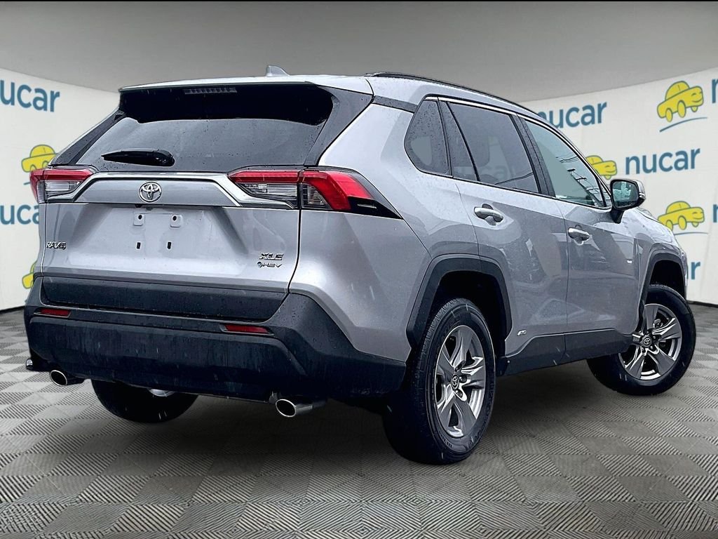 Used 2025 Silver Toyota XLE image 6