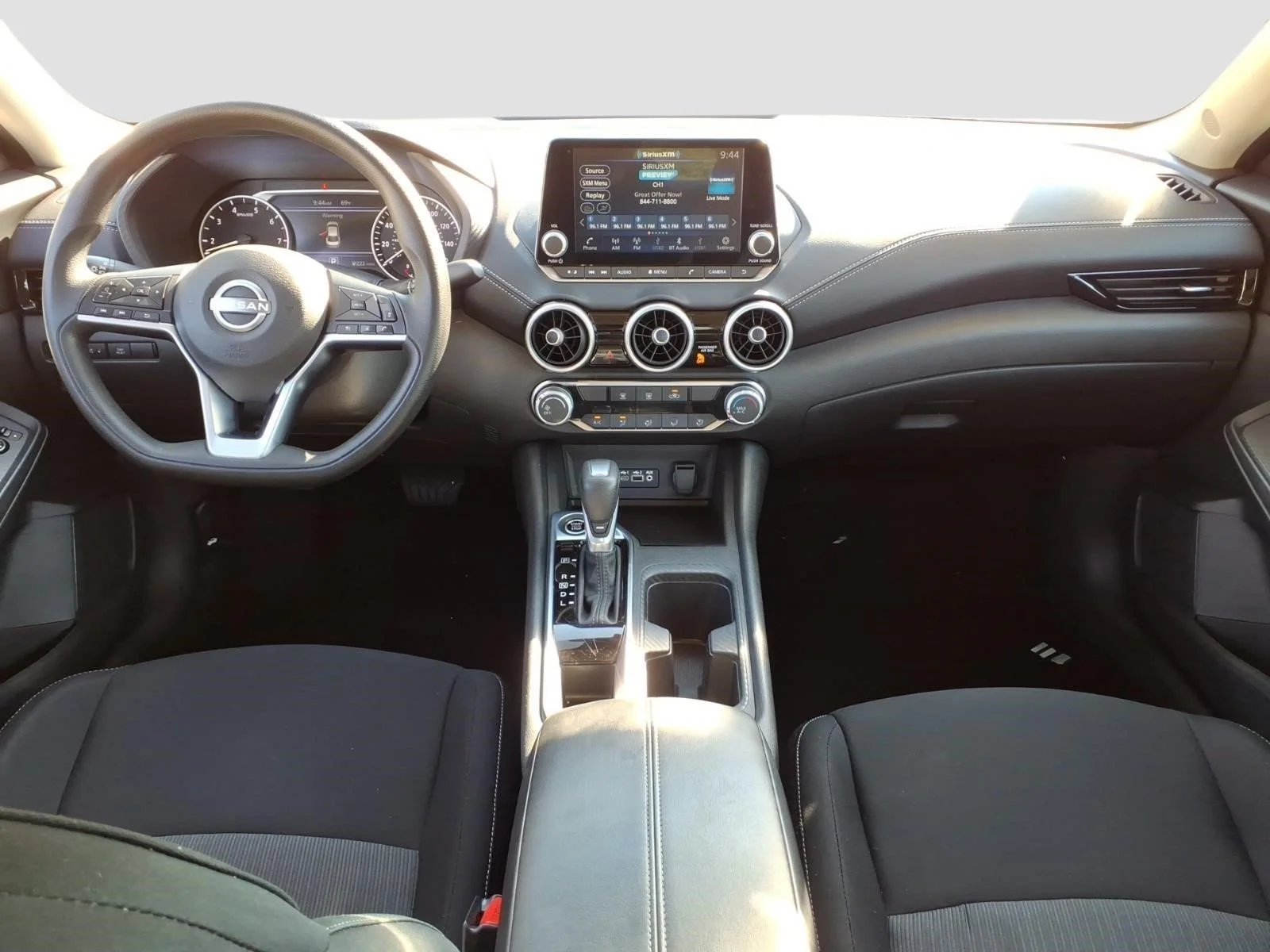 Used 2025 Aspen White Tricoat Qac Nissan SV image 11